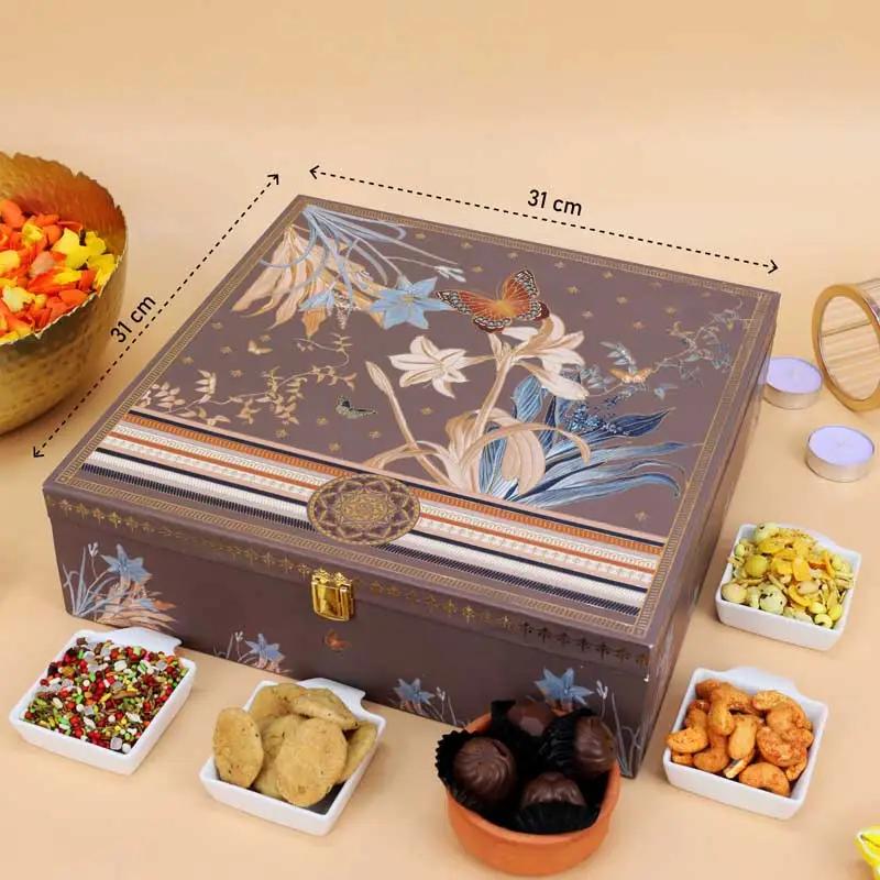 Festive Joy Premium Gift Box thumbnail 3