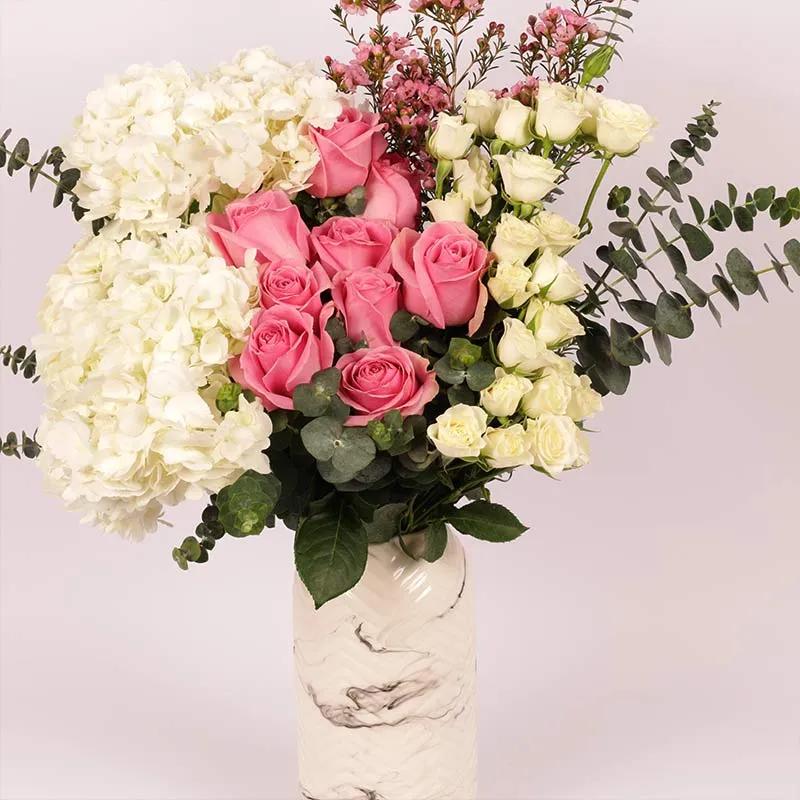 Ma Belle Flowers in Vase thumbnail 4