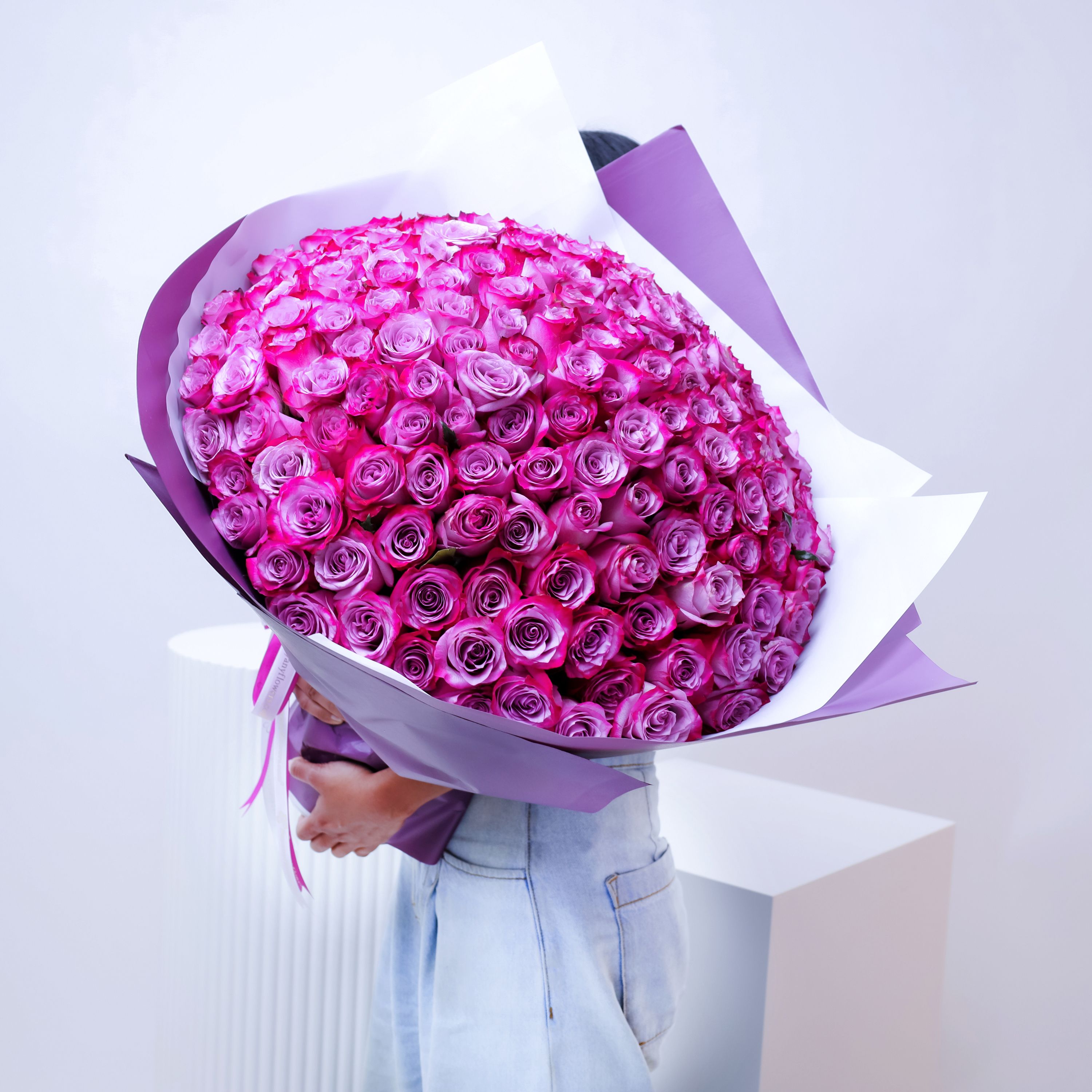 Grand Bouquet 201 Purple Roses thumbnail 2