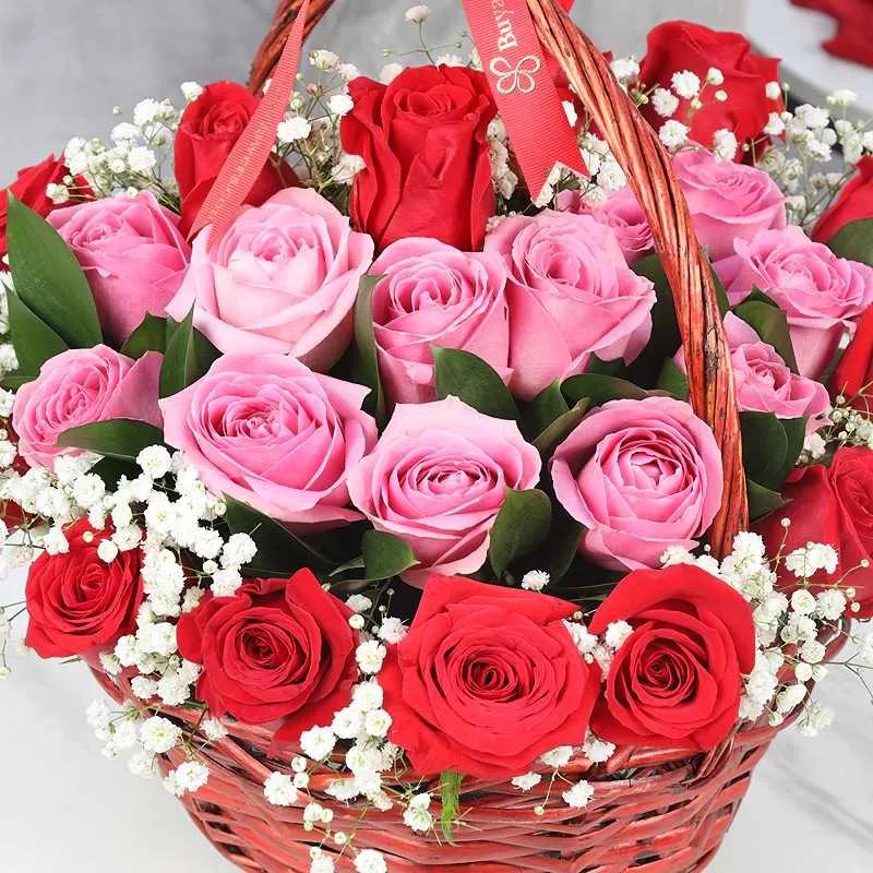 Pure Heart 25 Roses Basket thumbnail 3