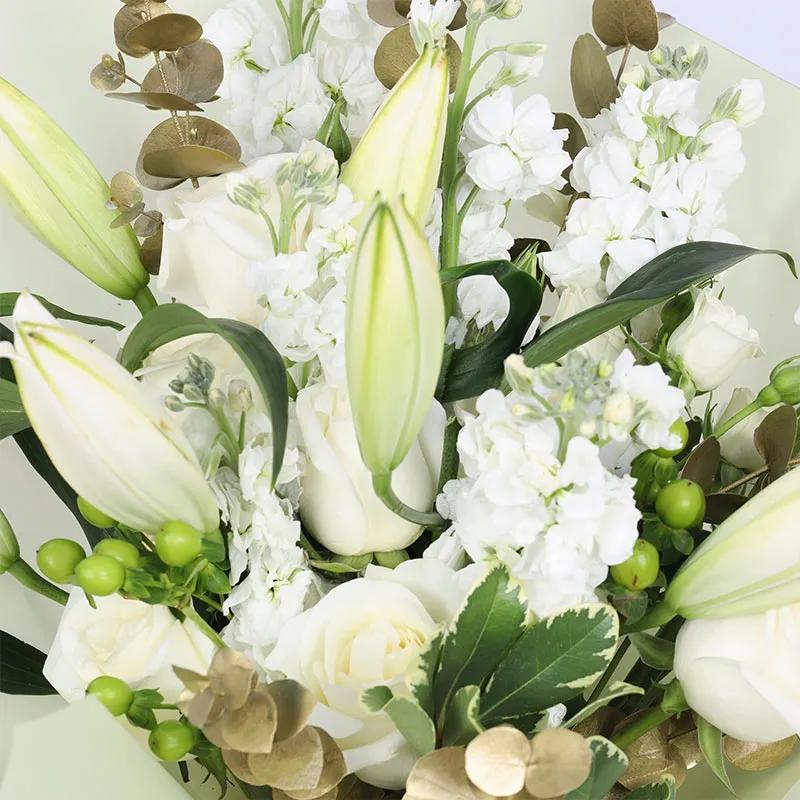 Soul White Flower Bouquet thumbnail 3