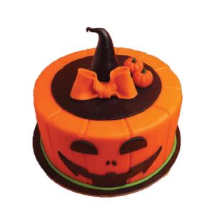 witchy-pumpkin-cake-8-portion_1.webp