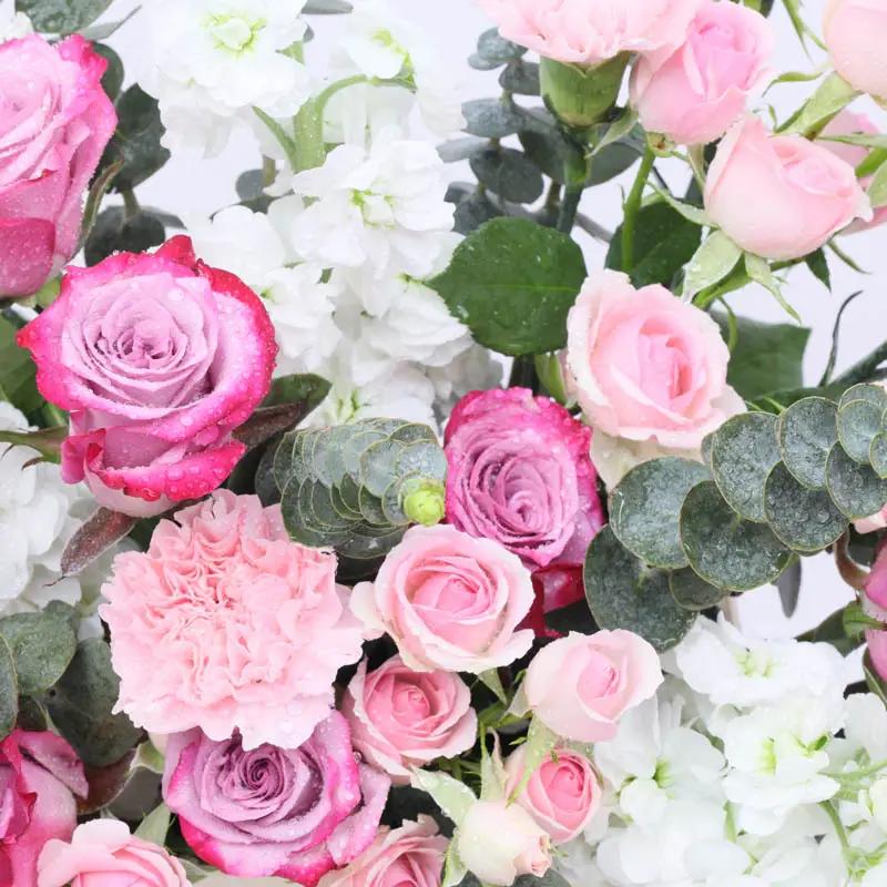 Youth 21 Flowers Box - Flowers gift from Buy Any Flowers Dubai in Al Quoz Industrial Area 4, Dubai, UAE - image 3