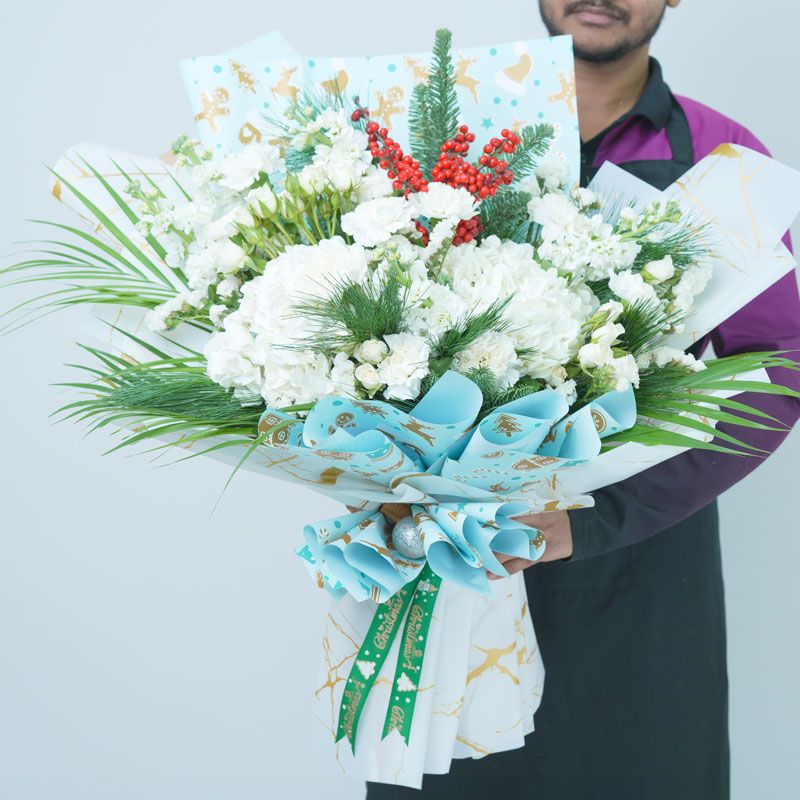 Christmas Winter Flower Bouquet thumbnail 2