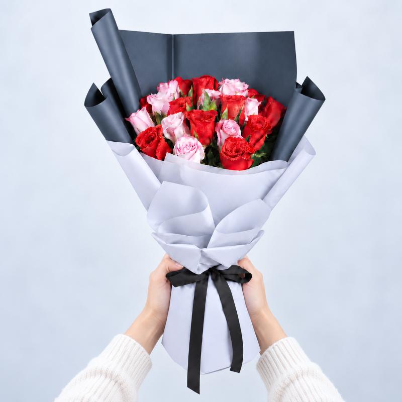 My Queen 21 Roses Bouquet Trio - Gift Sets gift from Buy Any Flowers Dubai in Al Quoz Industrial Area 4, Dubai, UAE - image 5
