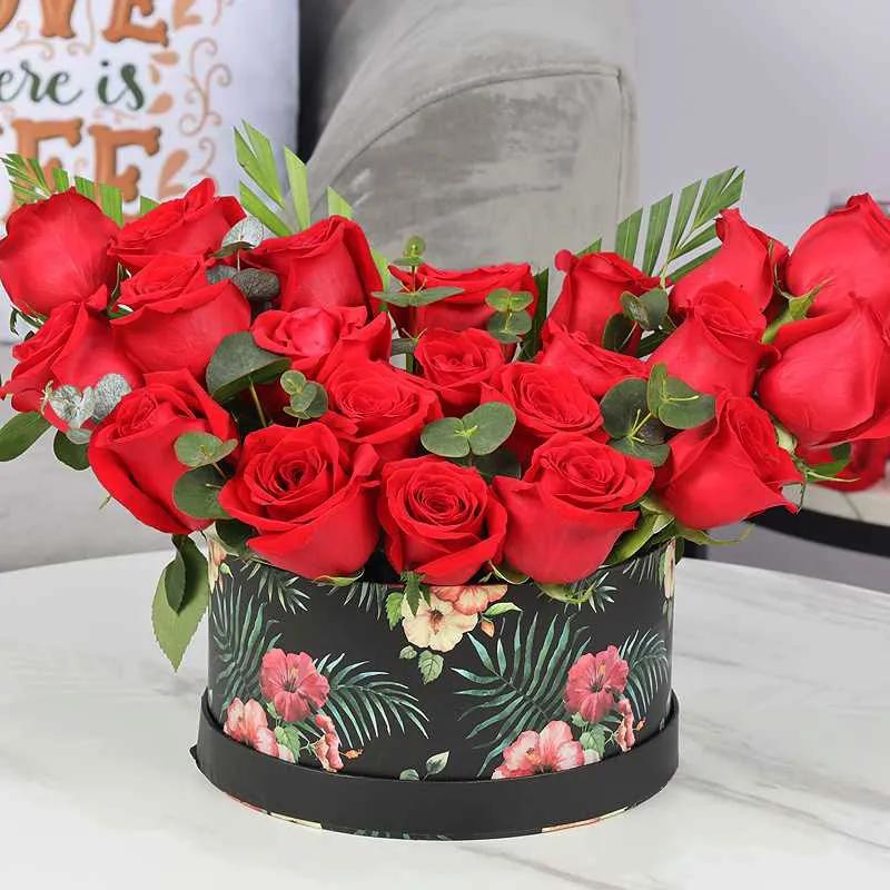 Love 21 Red Roses in Floral Print Box thumbnail 2
