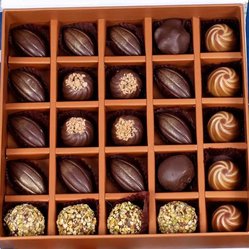 Fathers Day Premium Assorted Chocolates 25 Pcs By Sweecho thumbnail 3