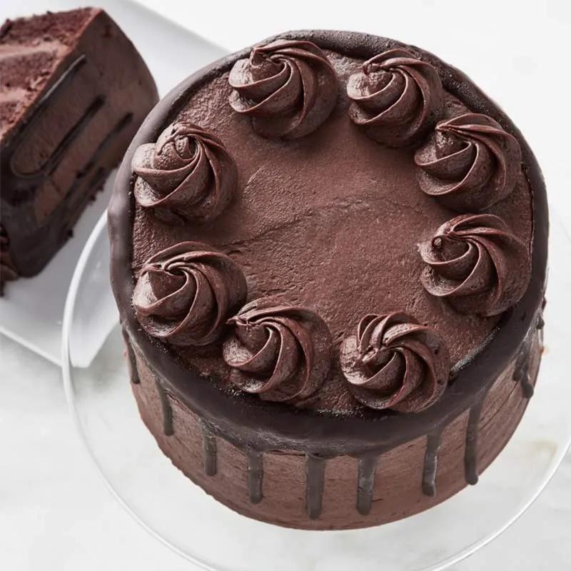Classic Chocolate Cake 4 Portion thumbnail 2