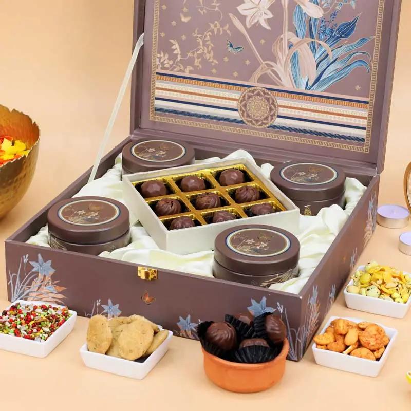 Festive Joy Premium Gift Box thumbnail 2