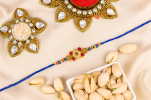 designerkundanrakhiandpistachio_de593c.png