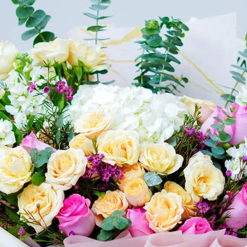 Hug 19 Flower Bouquet - Flowers gift from Buy Any Flowers Dubai in Al Quoz Industrial Area 4, Dubai, UAE - image 3
