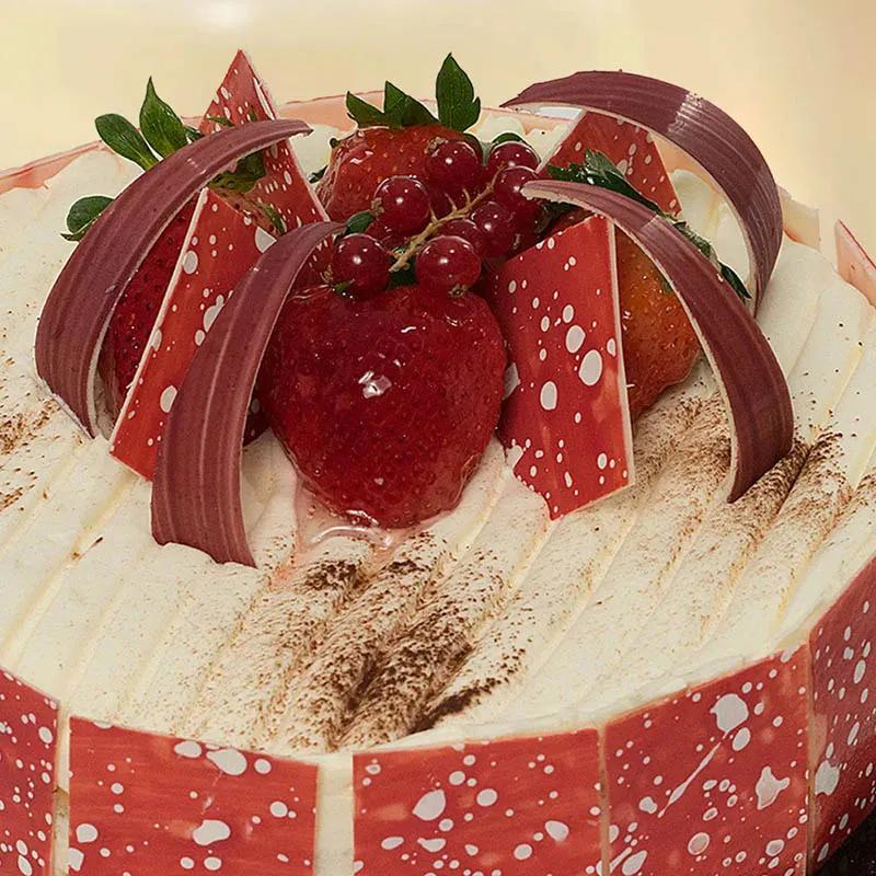 Tempting Vanilla Cake 4 Portion thumbnail 3