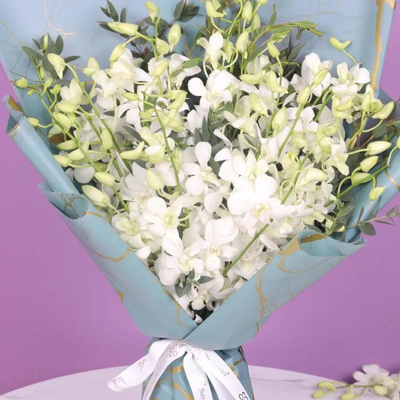 15 White Orchid Bouquet thumbnail 3