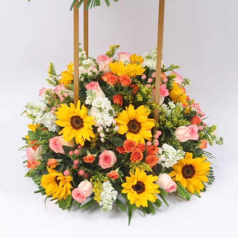Vibrant and Cheerful Flower Stand thumbnail 2
