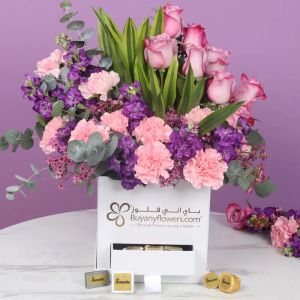 alluring-flowers-and-chocolates-box_1.webp