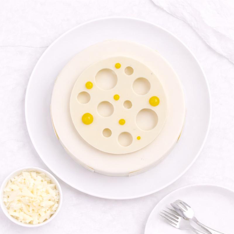 White Chocolate Mango Passion Fruit Praline Cake 4 Portion - Cakes gift from Buy Any Flowers Dubai in Al Quoz Industrial Area 4, Dubai, UAE - image 2