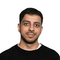 A head shot of Nish Fayazz, Pharmacist at Pharmacy Online