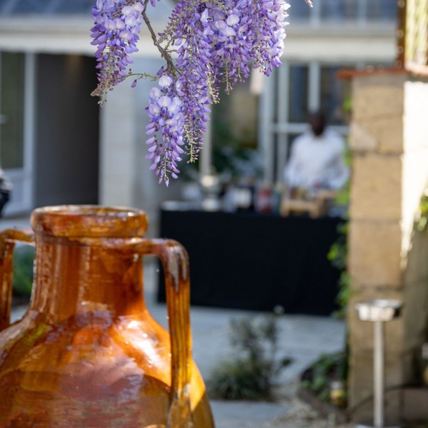 Image des réseaux sociaux : Hôtentique Bordeaux