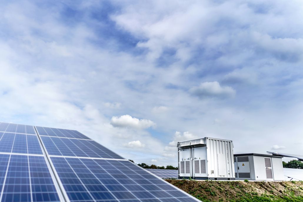Battery storage system integrated with solar infrastructure for BTM and FTM applications