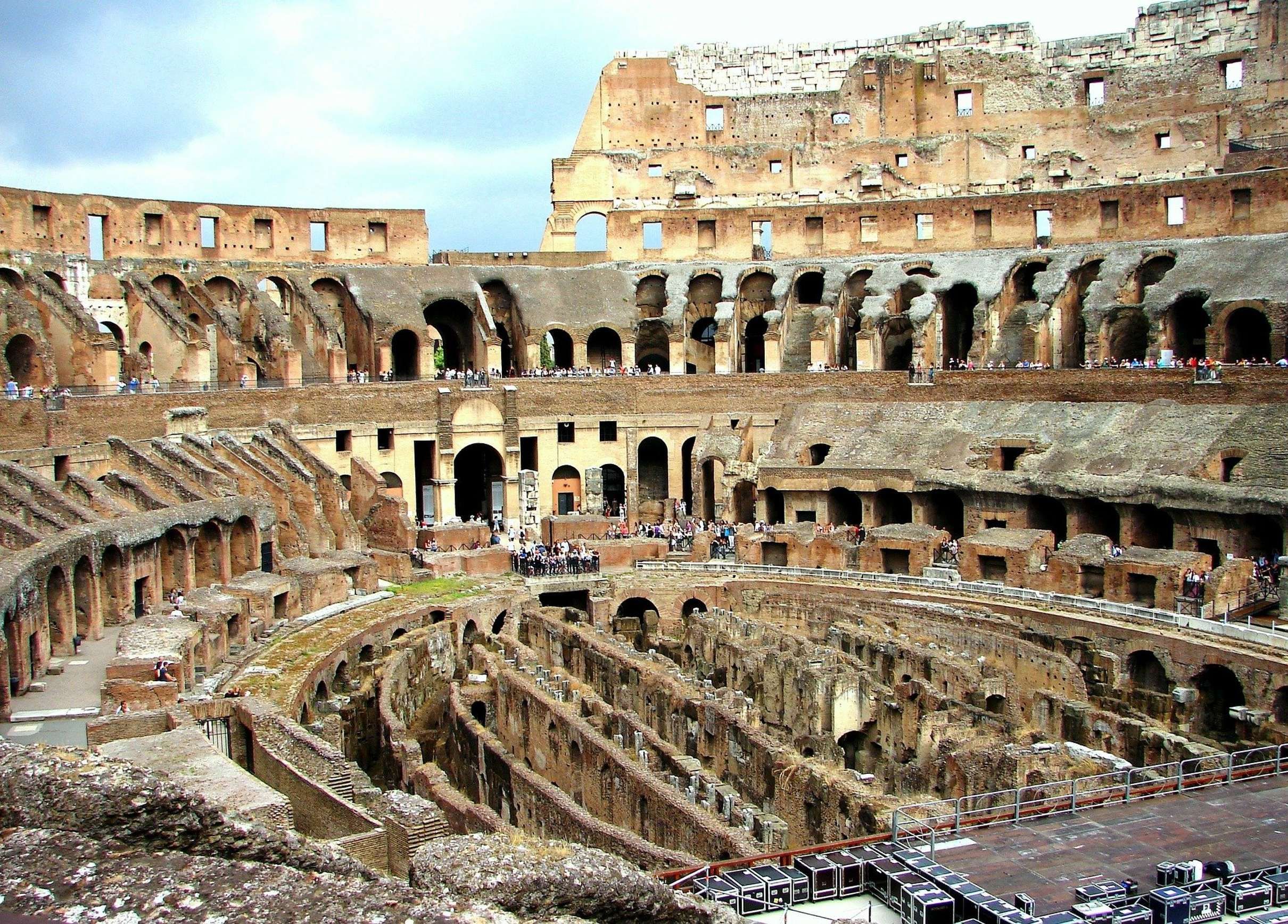Dedicated-Guide Private Tour: Colosseum, Forum & Palatine, Rome — photo 2