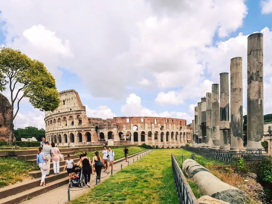 Tour Colosseum Palatine Hill and Roman Forum Guided Tour, Rome — photo 1