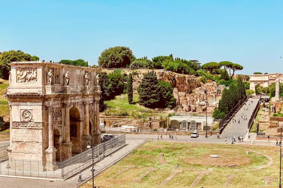 Tour Colosseum Palatine Hill and Roman Forum Guided Tour, Rome — photo 2