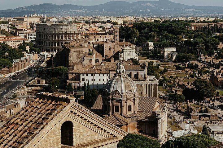 Private Colosseum & Roman Forum Tour Two Levels, Rome — photo 2