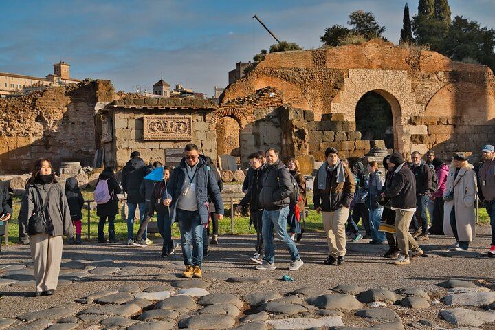 Colosseum Forum Palatine Hill Group Guided Tour, Rome — photo 4