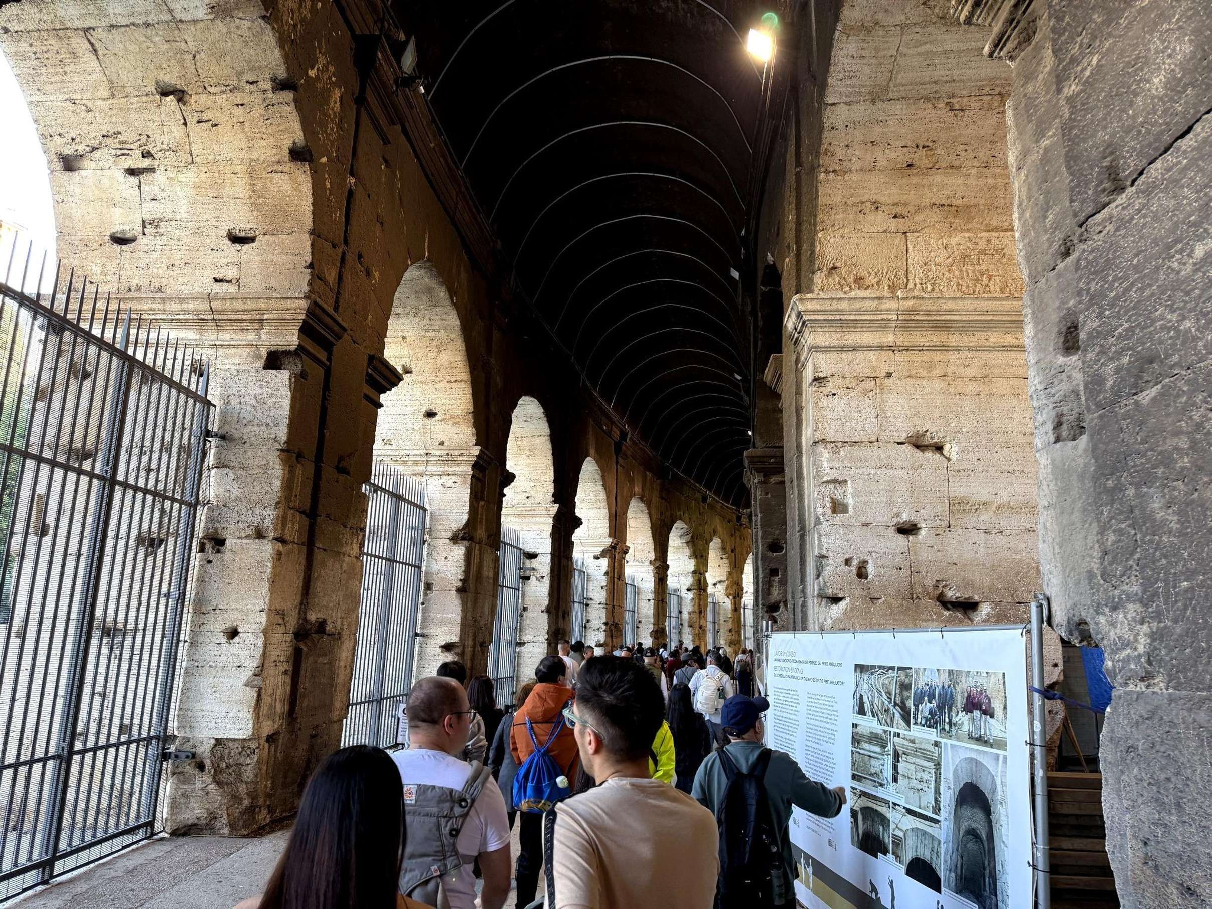 Hypogeum & Gate of Death: Semi-Private Colosseum Tour with F, Rome — photo 2