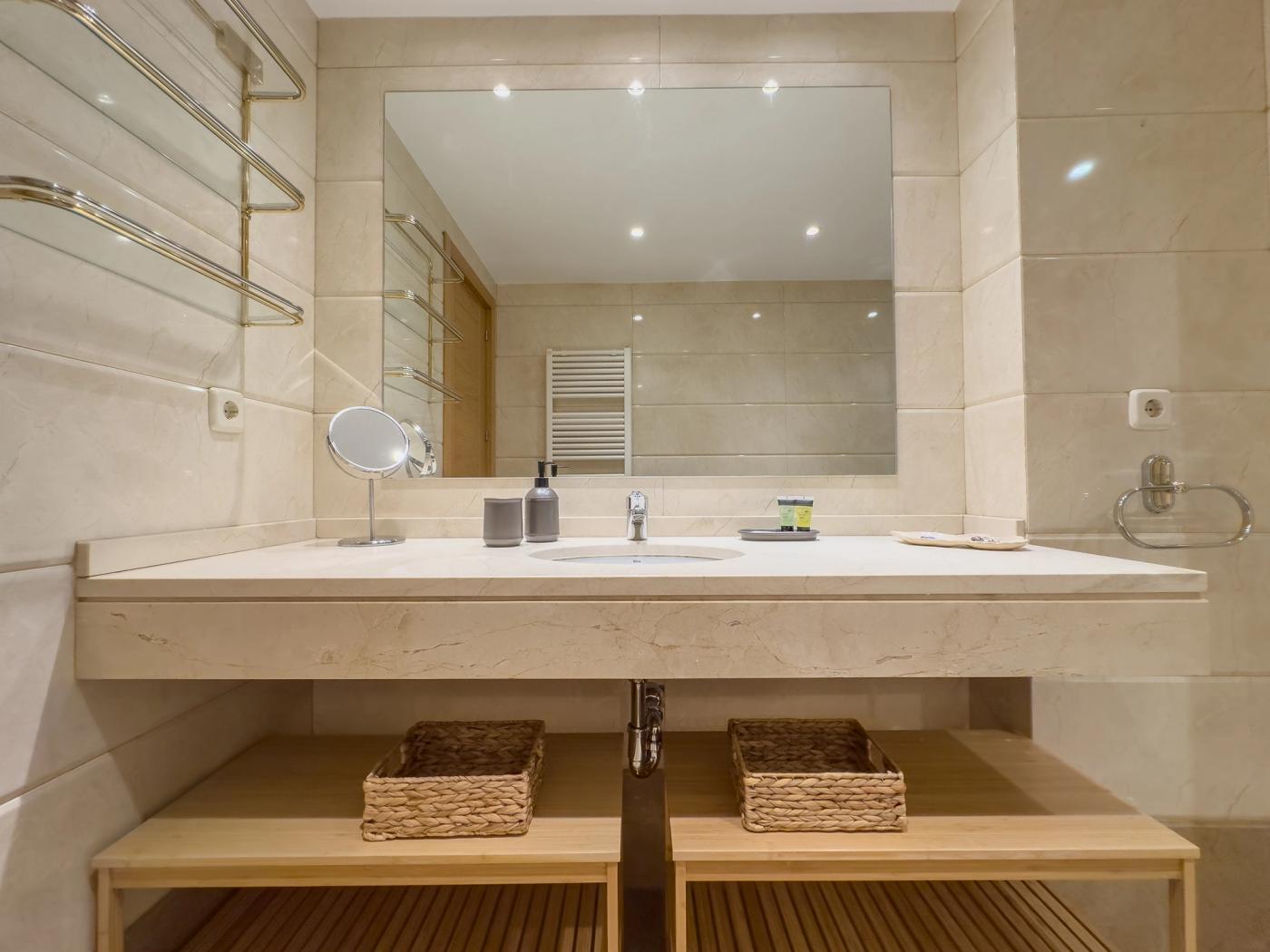 NESTIC - LIDIA - Bathroom serviced apartment