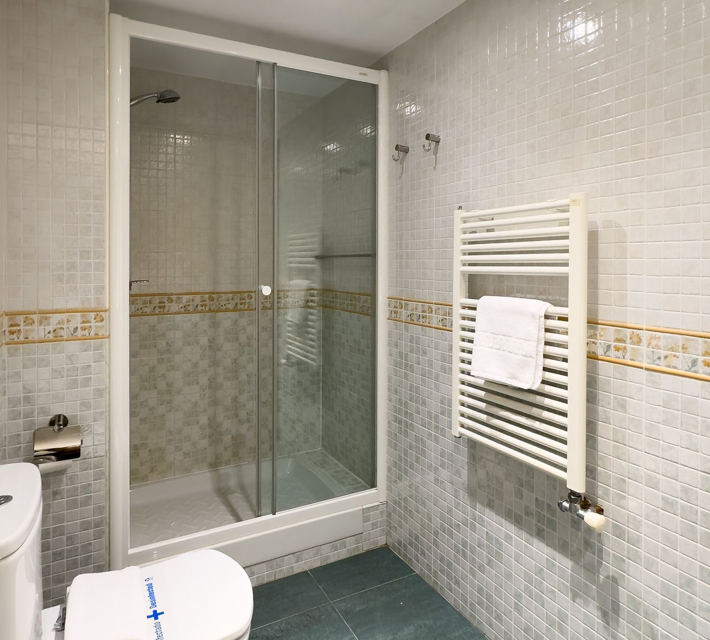 NESTIC - LIDIA -Bathroom serviced apartment