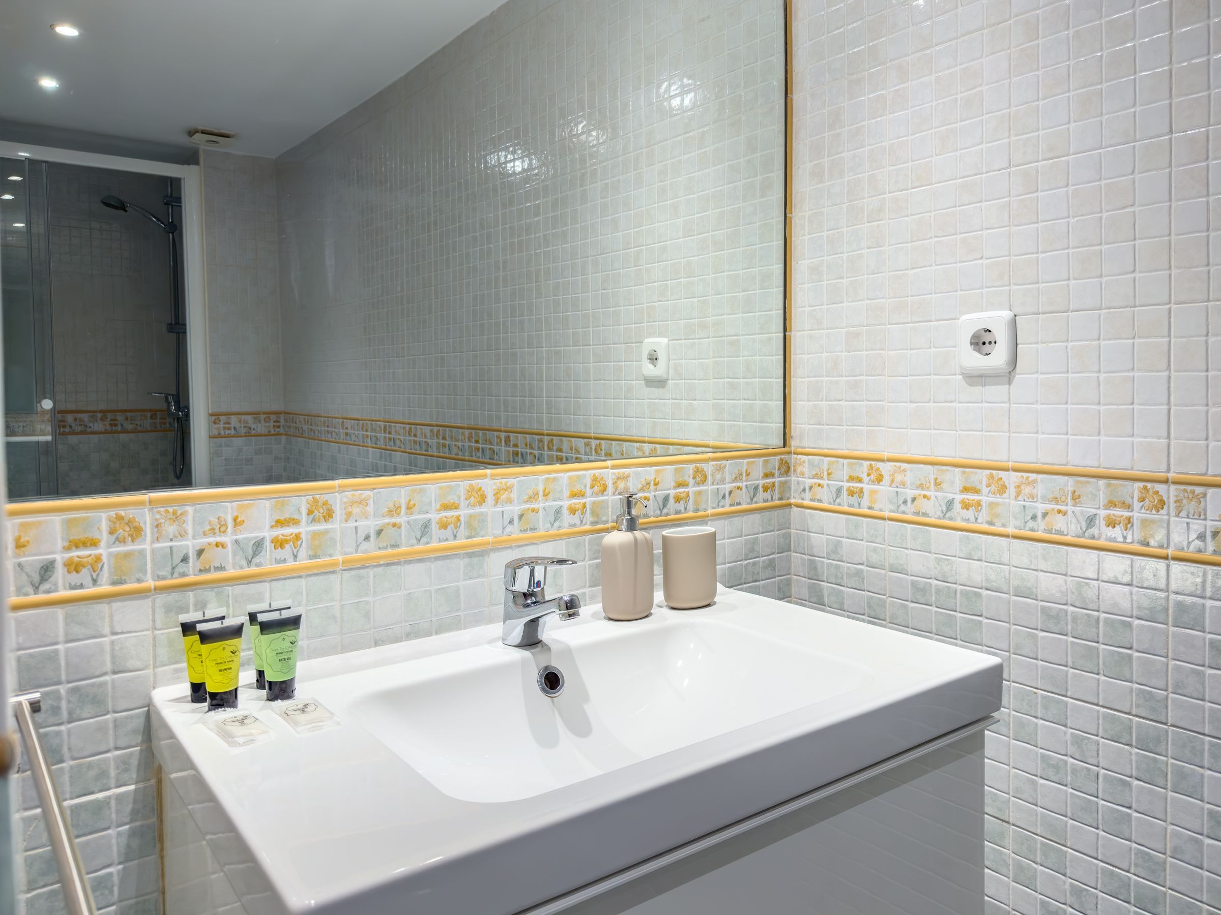 NESTIC - LIDIA - Bathroom serviced apartment