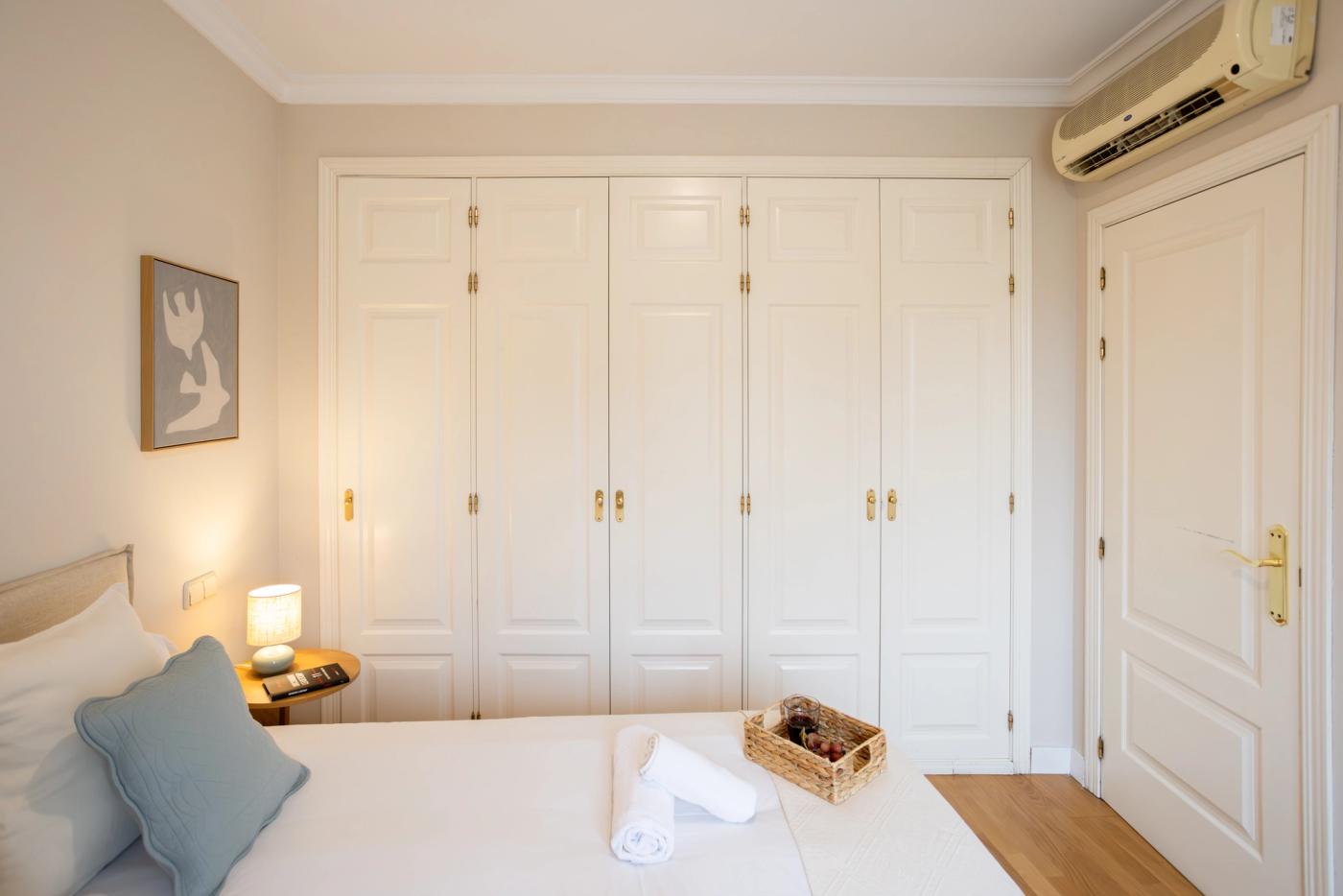 NESTIC - LANUZA - Bedroom furnished apartment with services