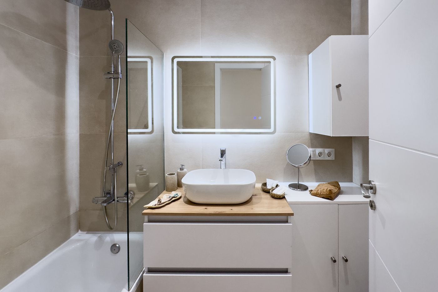 NESTIC - MURGA - Bathroom Furnished apartment with services