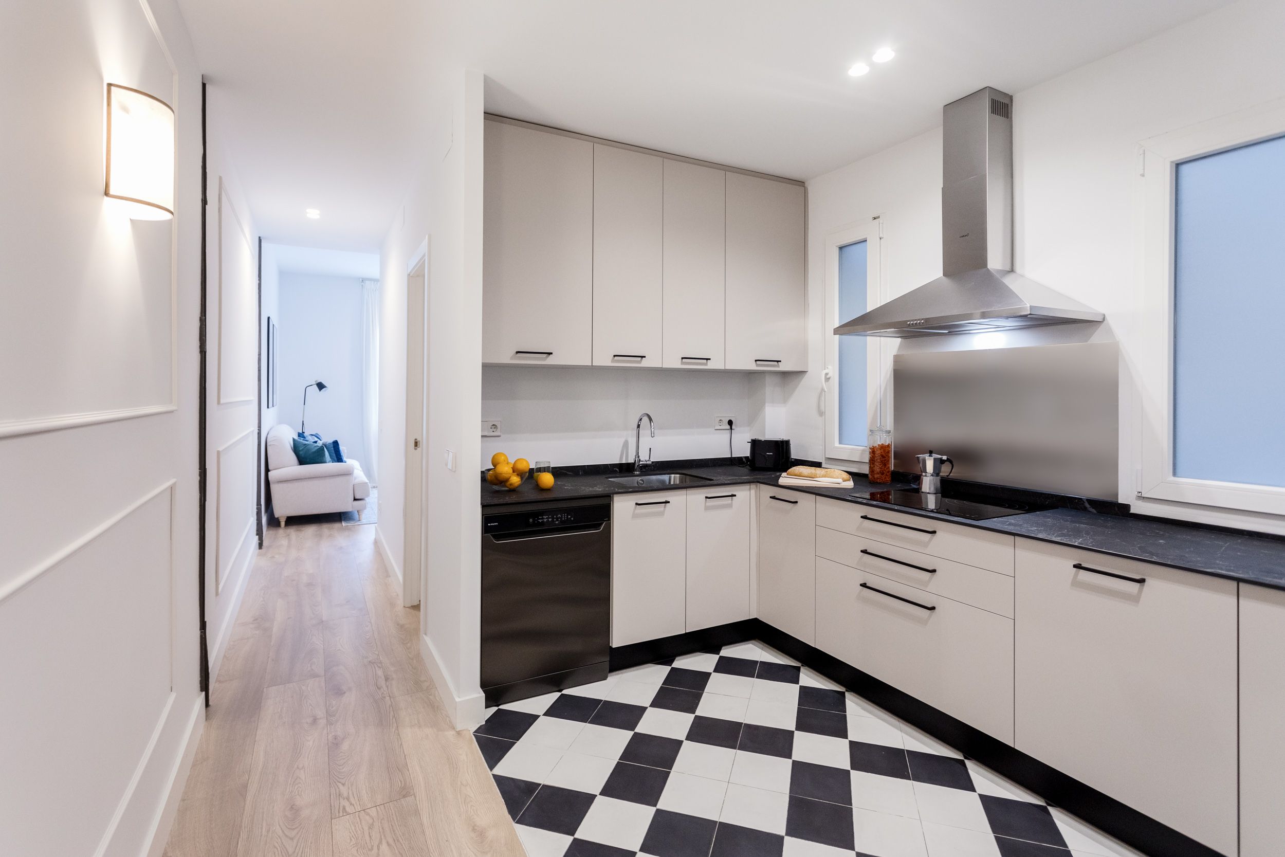 NESTIC - MENINA - Cocina equipada apartamento amueblado con servicios