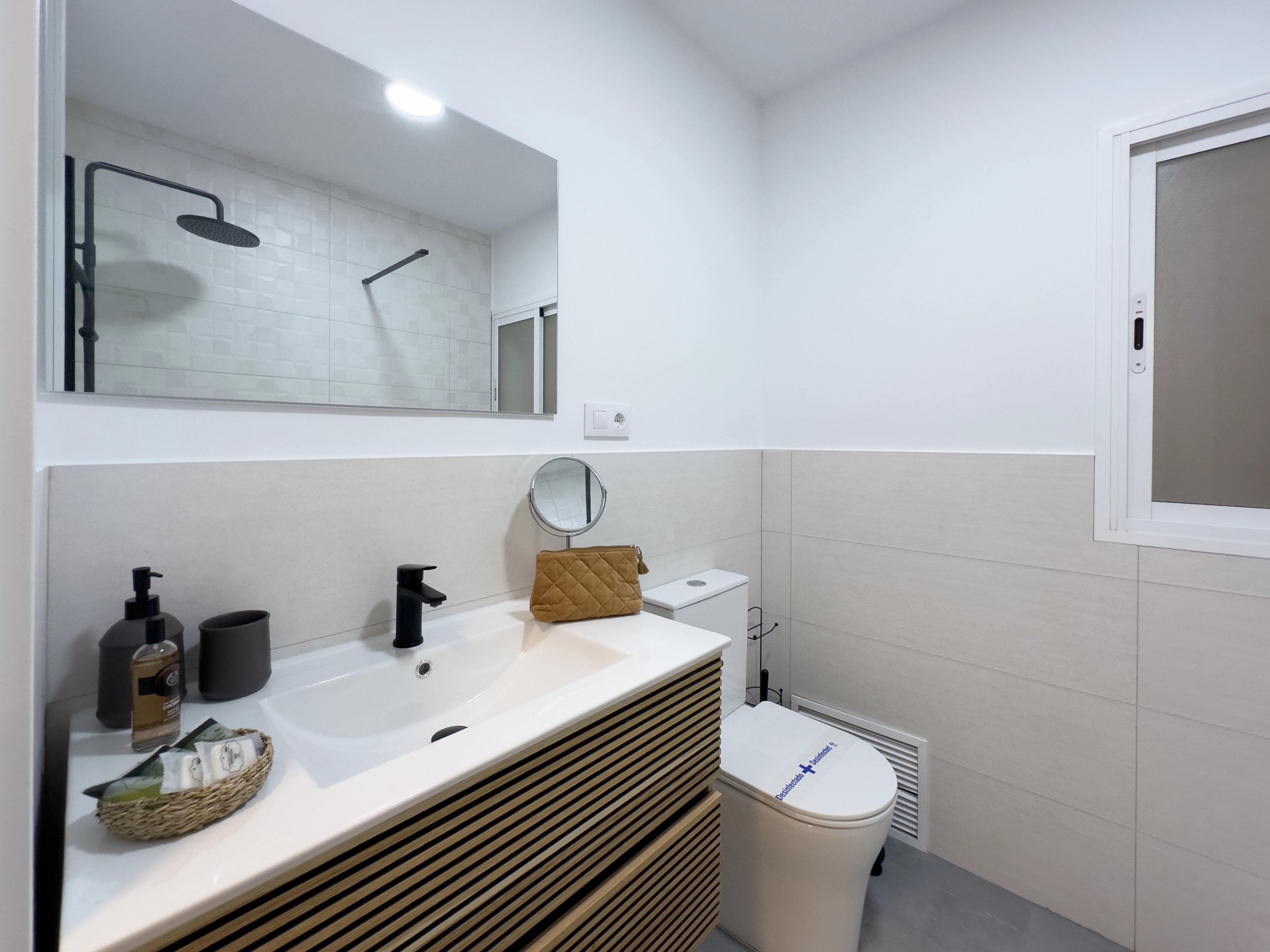 NESTIC - MERELLE - Baño  Apartamento amueblado con servicios