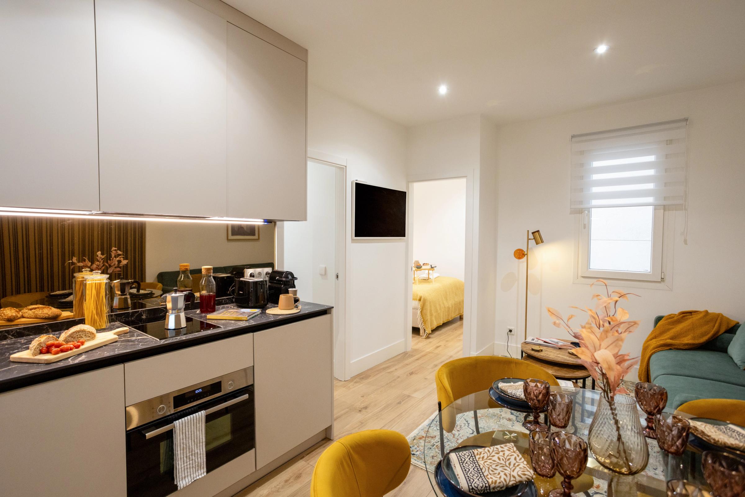 NESTIC - MOYANO - Living room furnished apartment with services