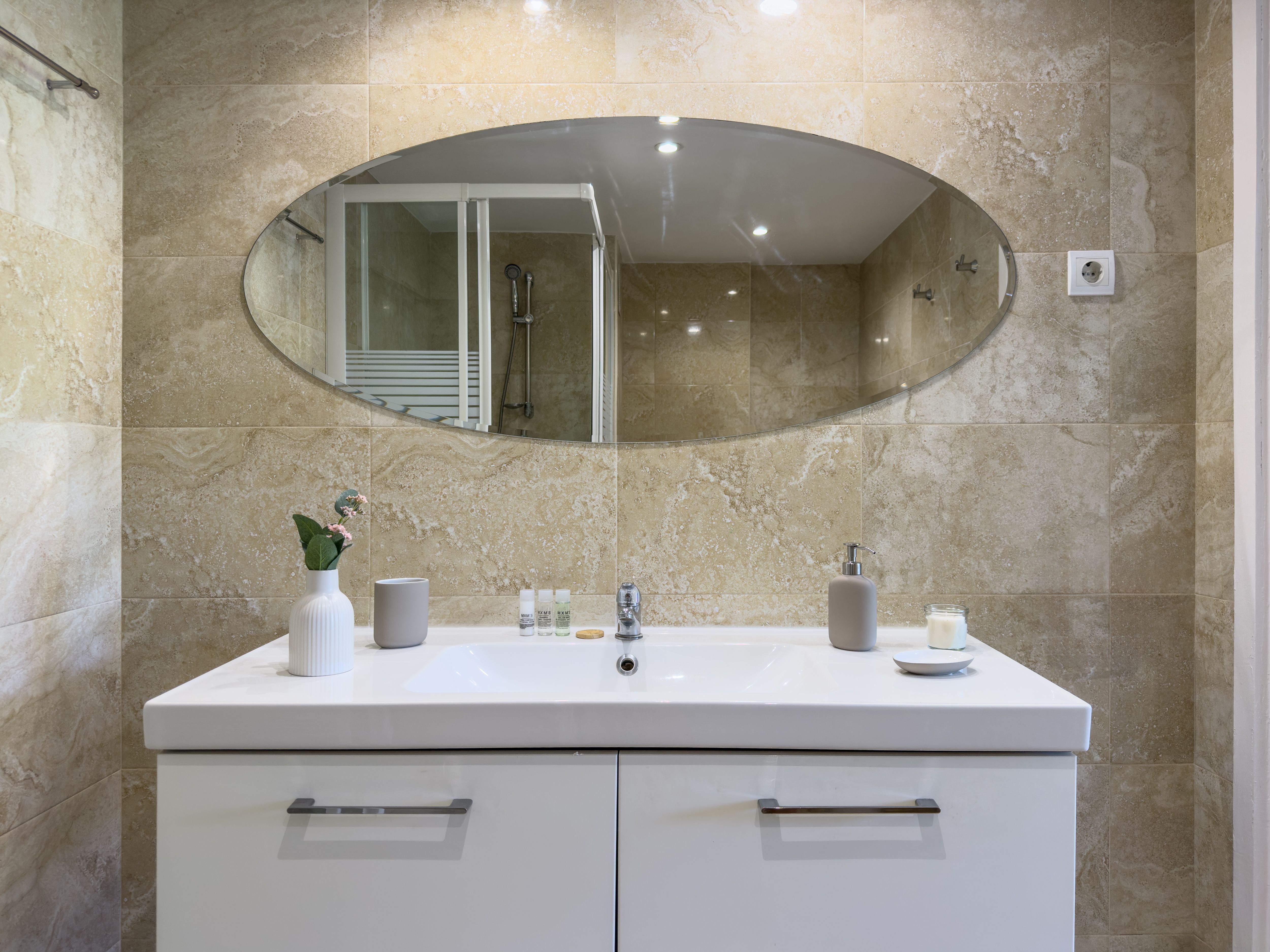 NESTIC - DARIEN - Baño en apartamento amueblado