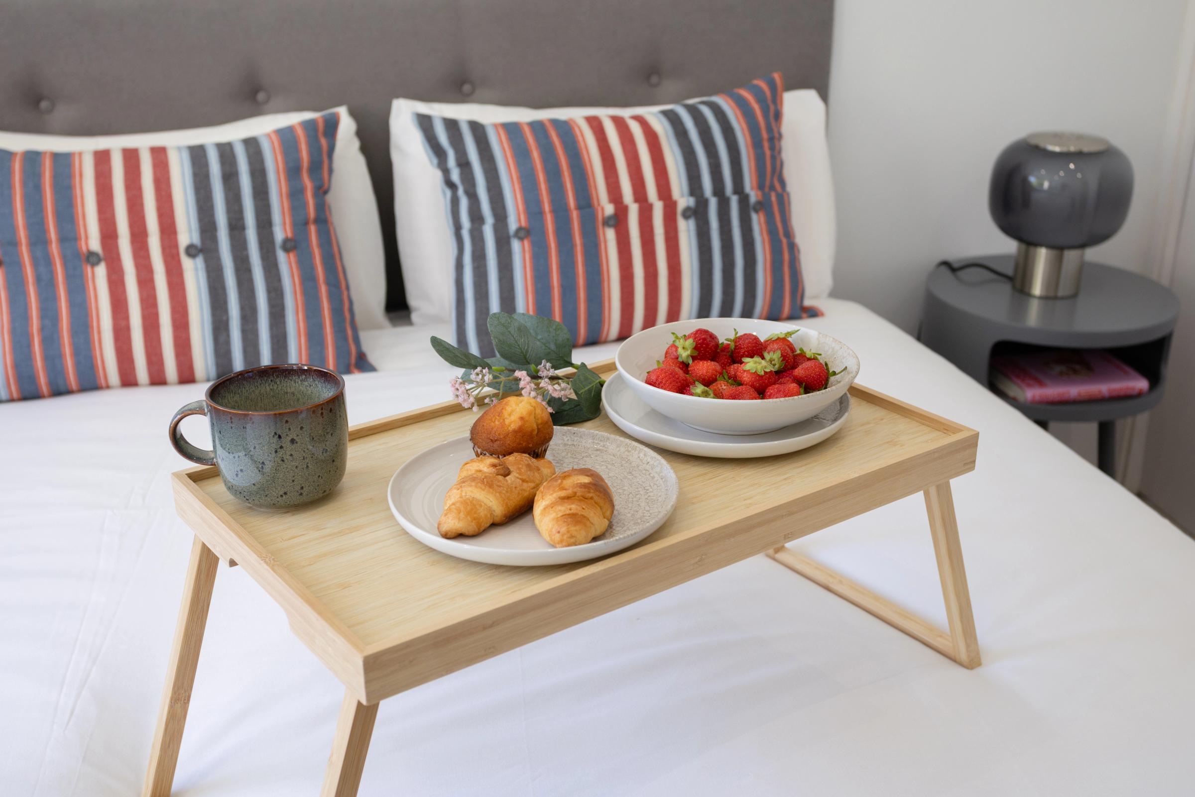 NESTIC - DARIEN - Bedroom fully furnished apartment