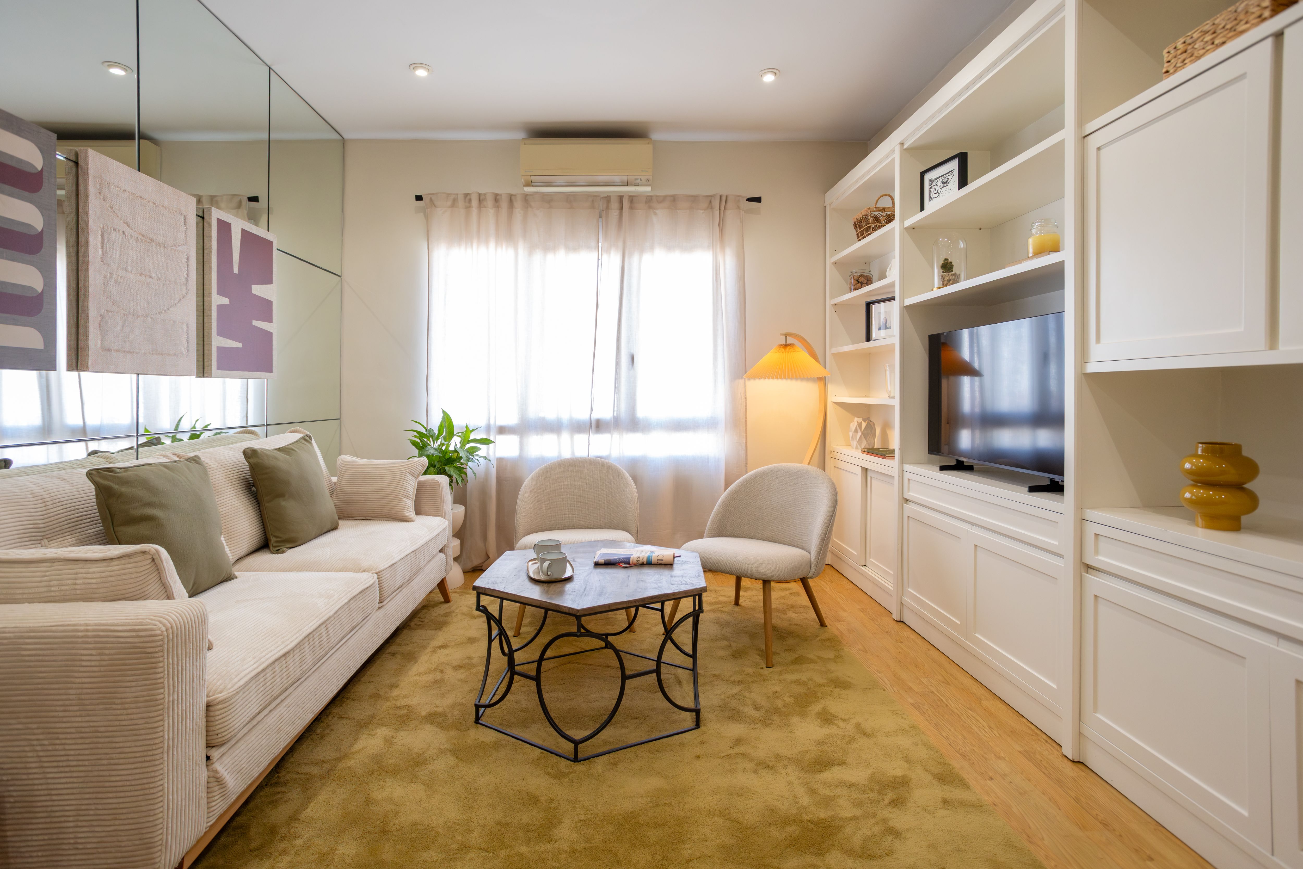 NESTIC - ALCAÑICES - Salón Apartamento amueblado con servicios