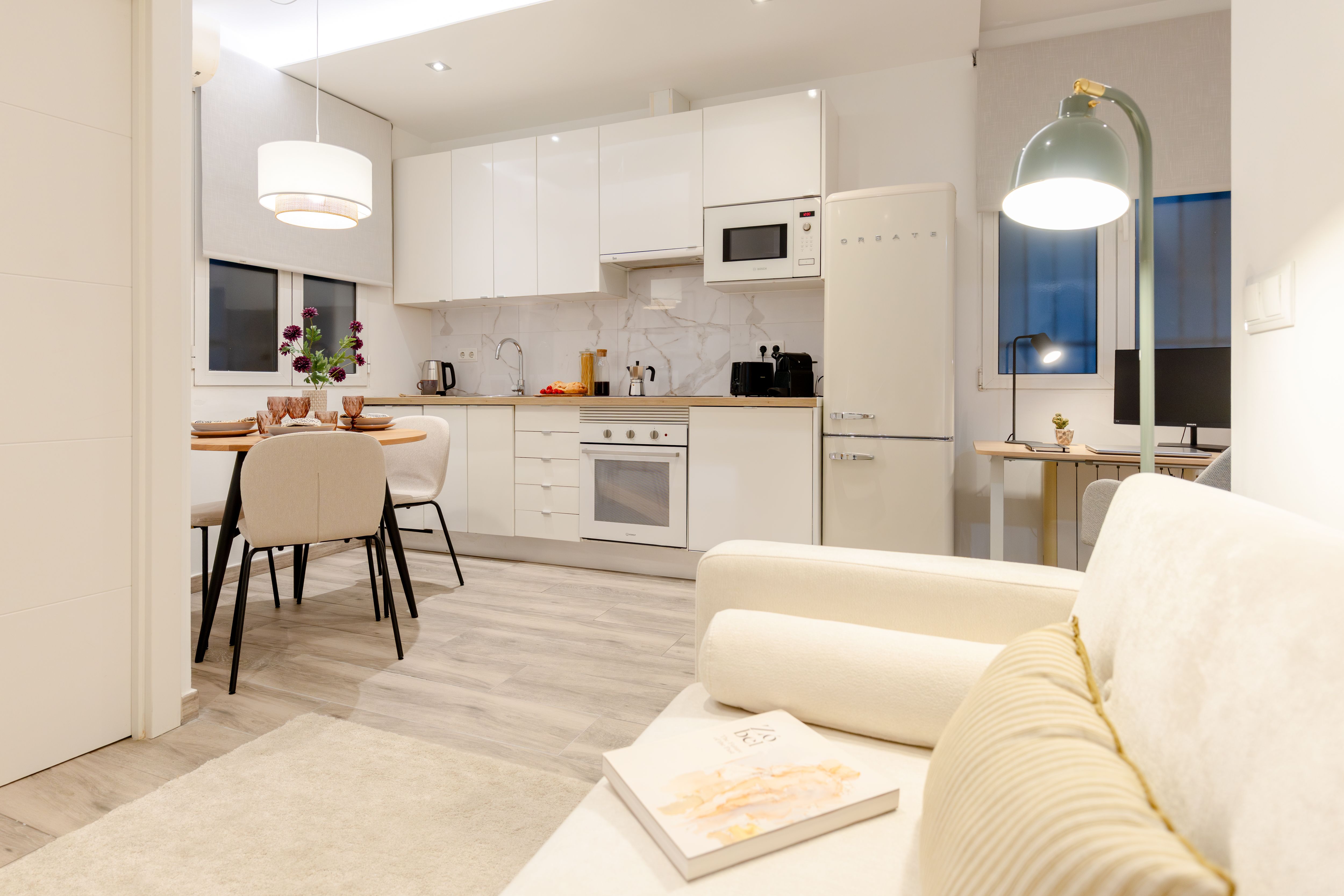 NESTIC - PONTONES - Cocina apartamento amueblado con servicios