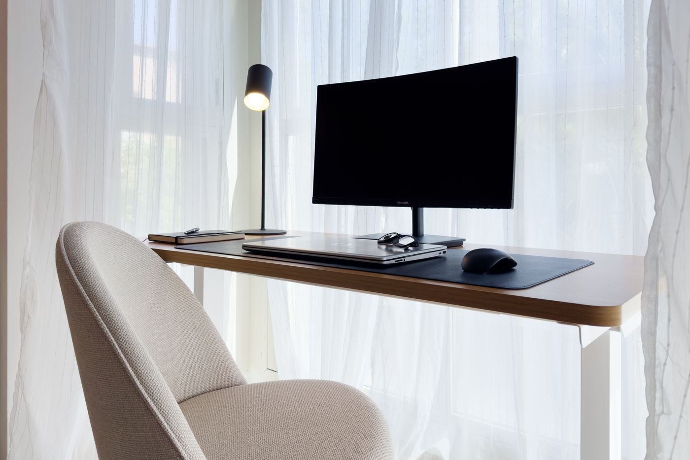 NESTIC - URUMEA - Office area Furnished apartment with services