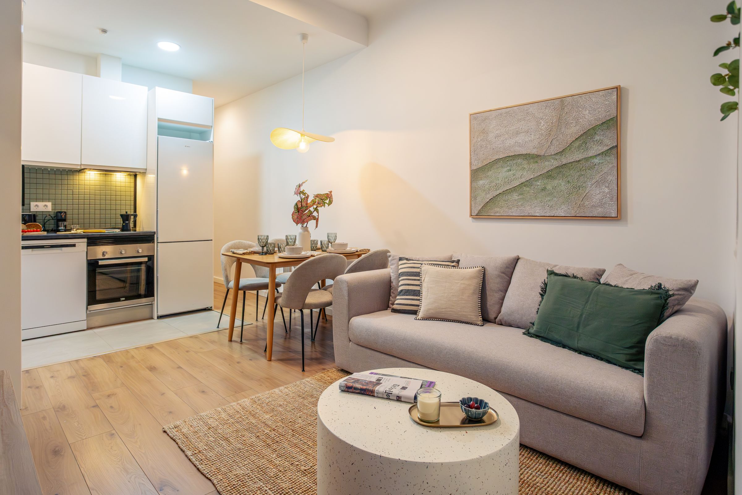 NESTIC - BRACARA - Living room furnished apartment with services