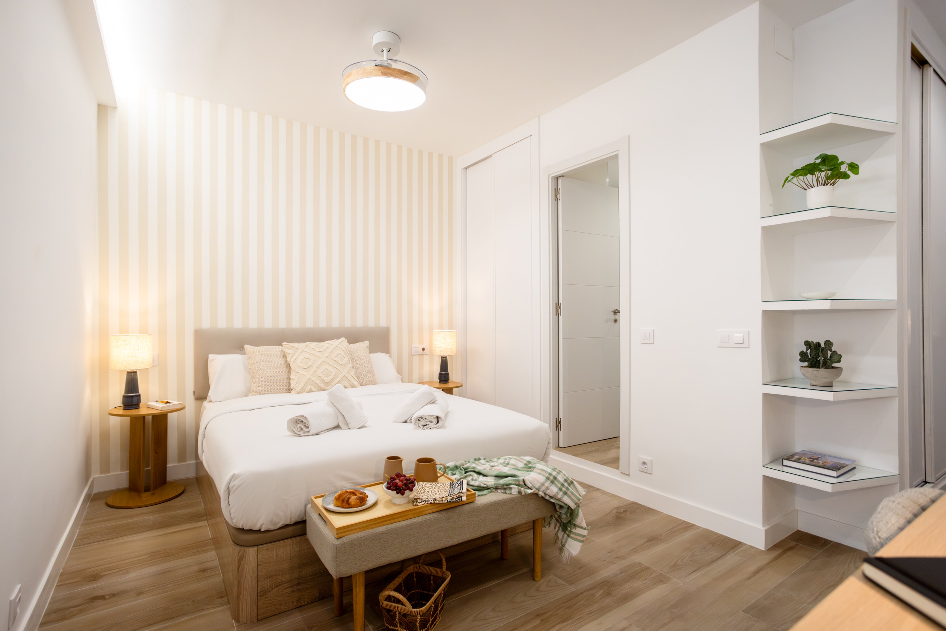 NESTIC - BARCINO - Dormitorio apartamento amueblado con servicios
