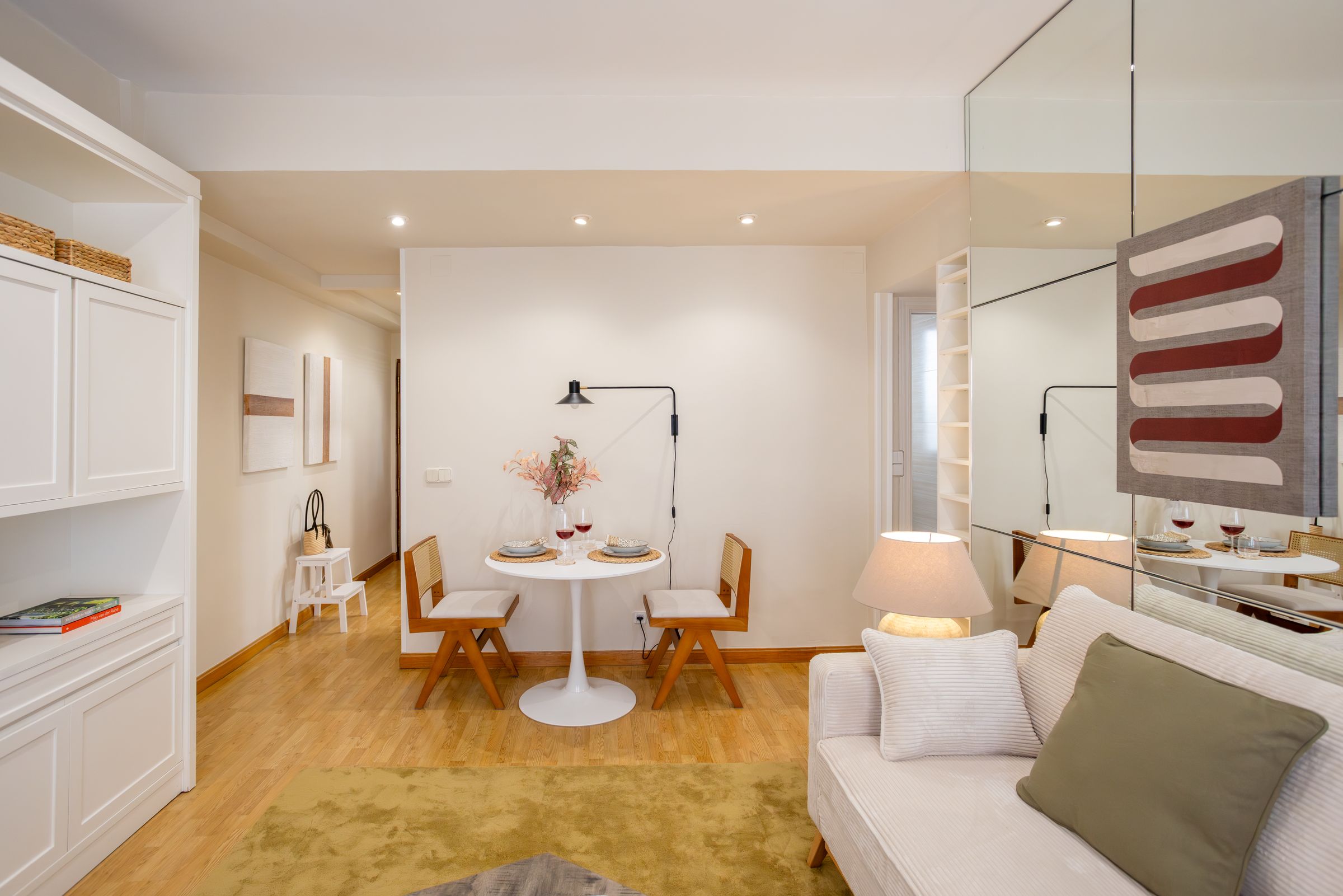 NESTIC - ALCAÑICES - Living room Furnished apartment with services