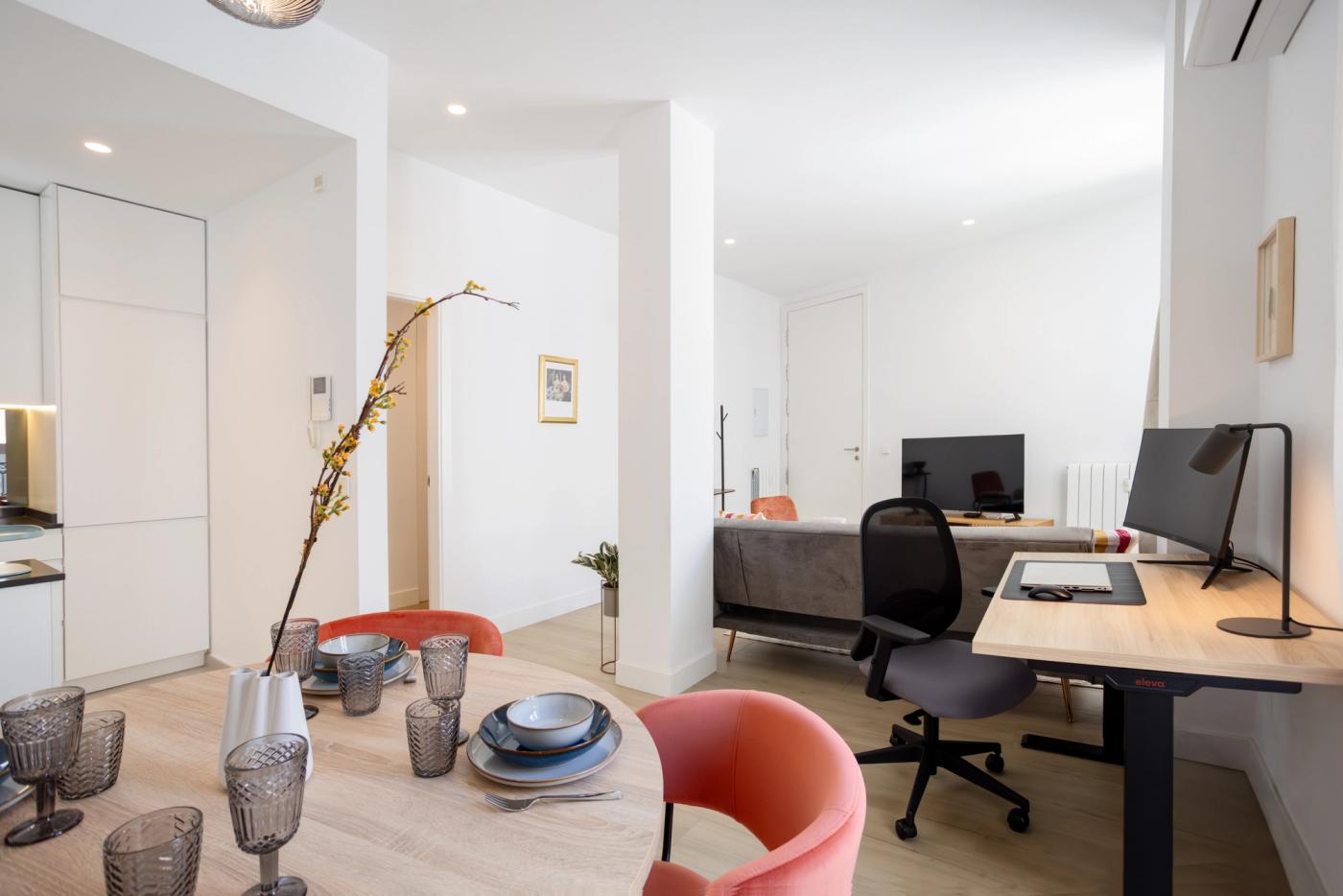 NESTIC - ACLA - Dining room fully furnished apartment