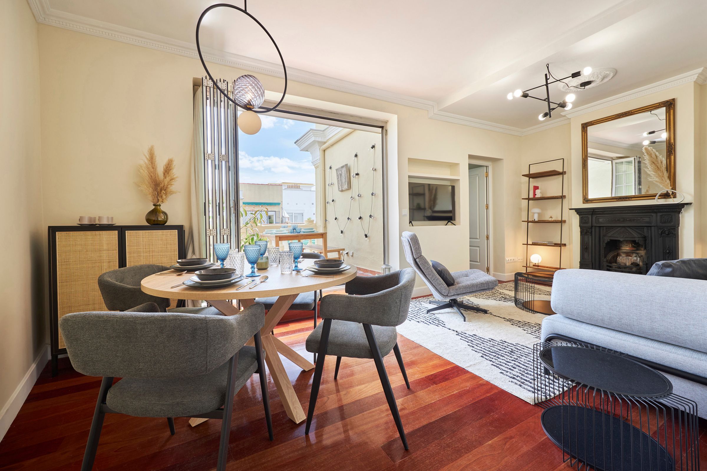 NESTIC - BRIGADIER - Living room furnished in salamanca Madrid