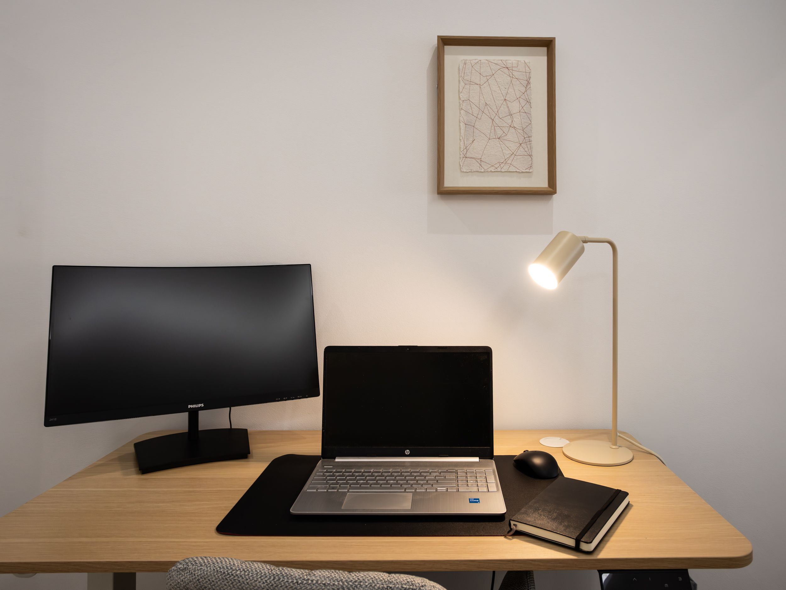 NESTIC - BARCINO - Zona de trabajo apartamento amueblado con servicios