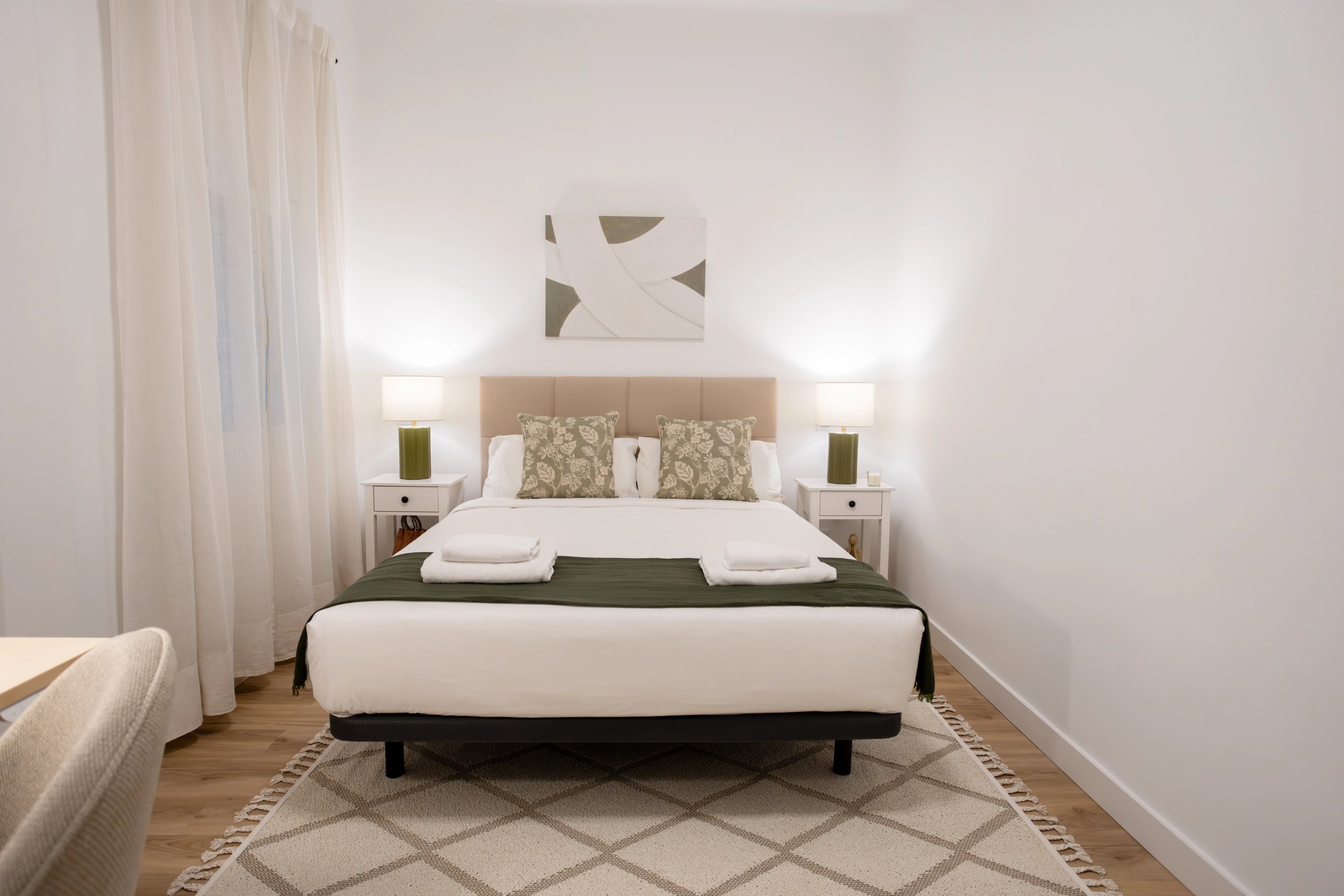 NESTIC - MERELLE - Dormitorio 2 Apartamento amueblado con servicios