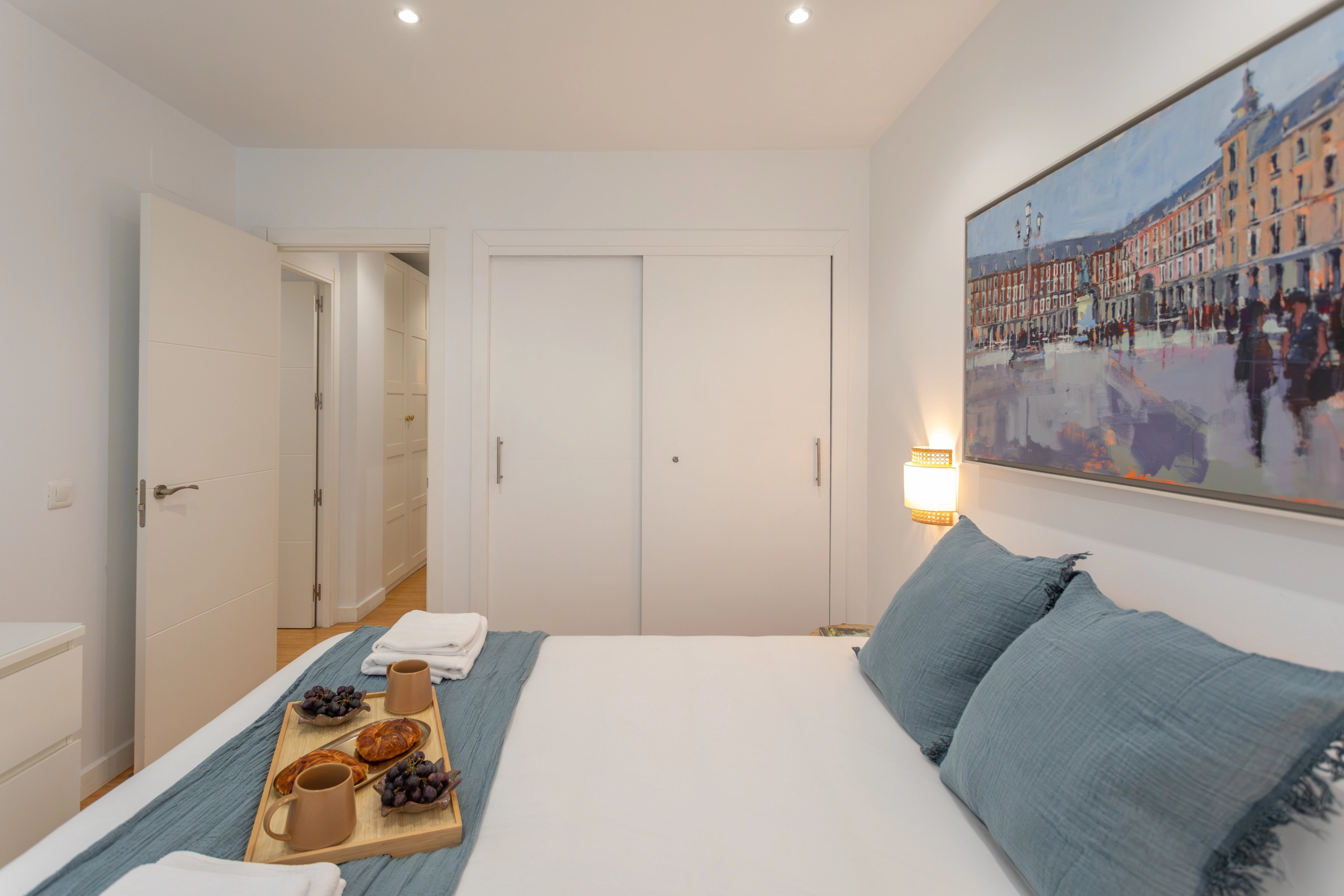 NESTIC - LIRIA - Apartamento amueblado con servicios - Dormitorio